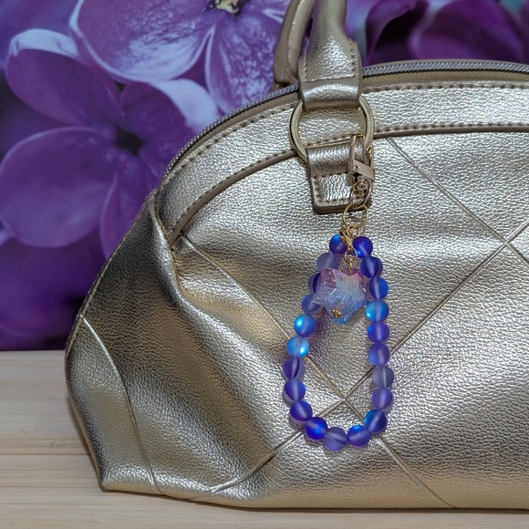 Glowing Bag Charm/Keychain - Picture 6 of 9